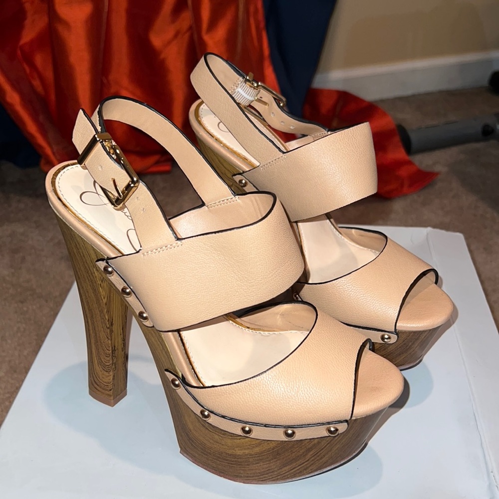 High Heel, Studded, Gold Hardware, Ankle Strap, excellent condition, like new